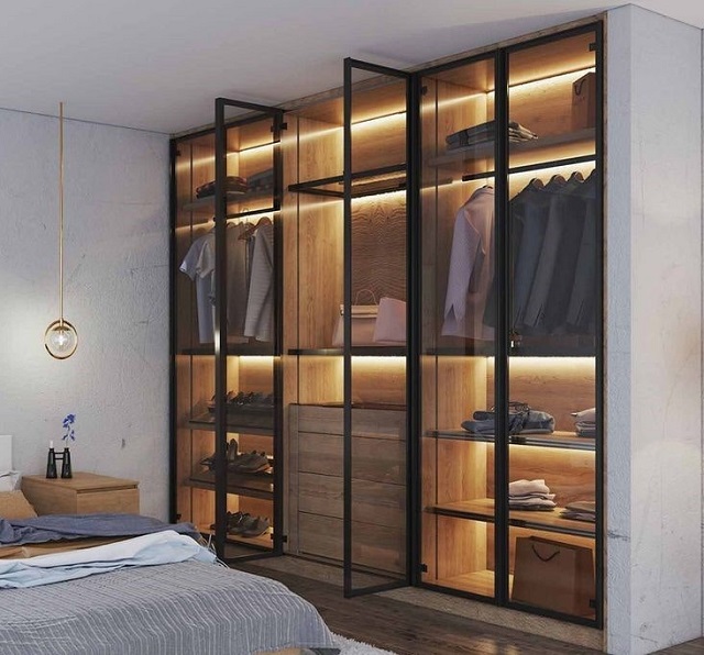 TOP 80+ Mẫu Tủ Quần Áo Cánh Kính Đẹp, Sang Trọng Nhất 2023 5 Mẫu tủ kính đựng quần áo cánh mở, âm tường giúp tối ưu không gian