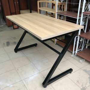 Bàn Chân Sắt Chữ Z 1m2 - BLVVP65