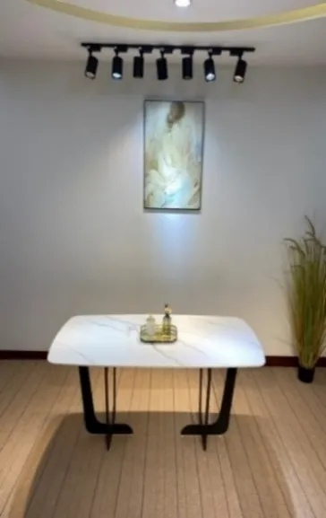 Bàn ăn mặt đá cao cấp - Chân Z độc đáo, thiết kế tiện nghi cho phòng ăn - BAVP06