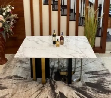 Bàn ăn mặt đá luxury - Chân bàn mạ vàng nâng tầm không gian phòng ăn - BAVP10