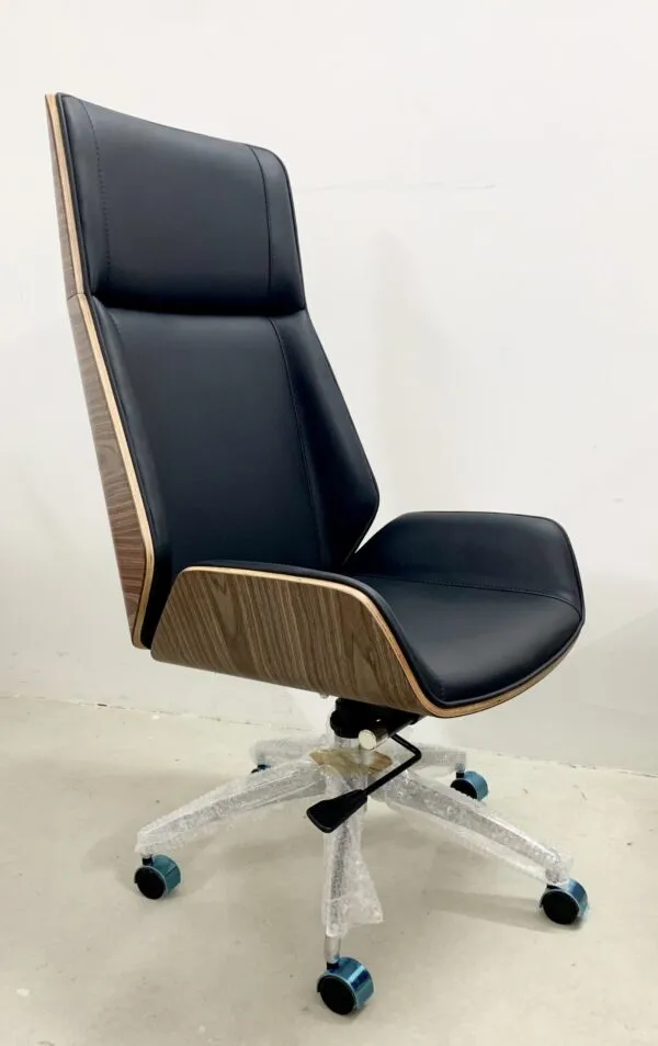 Ghế lãnh đạo lưng cao bọc da phối veneer gỗ, chân xoay - GGDVP32
