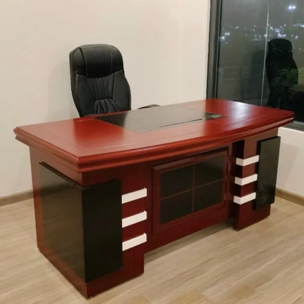 Bàn Giám Đốc Yếm Đen Kẻ Ô Gỗ Công Nghiệp 1m6 - BGDVP17