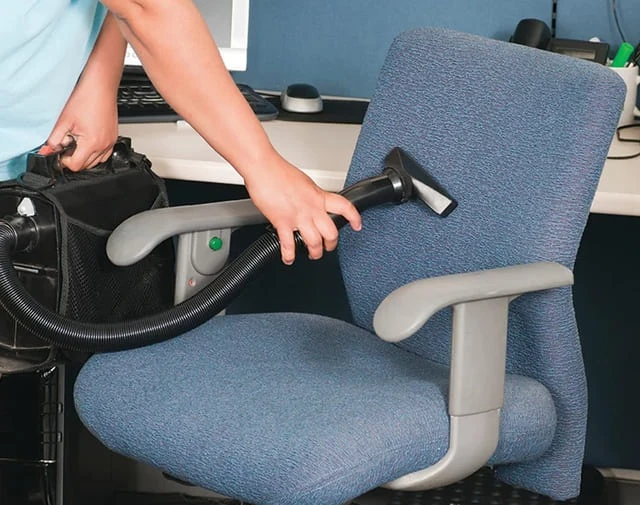 Bạn nên vệ sinh ghế văn phòng thường xuyên Bạn nên vệ sinh ghế văn phòng thường xuyên